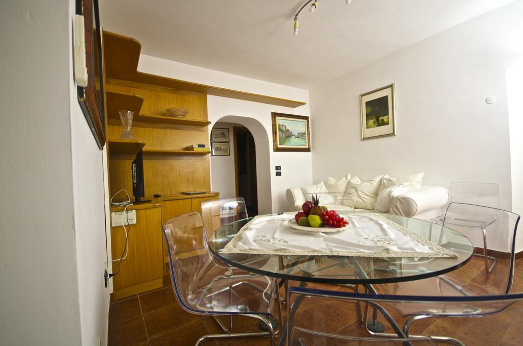 Apartment Arenula Rome Ruang foto