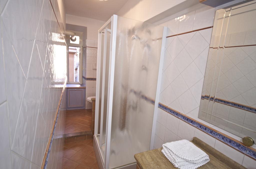 Apartment Arenula Rome Ruang foto