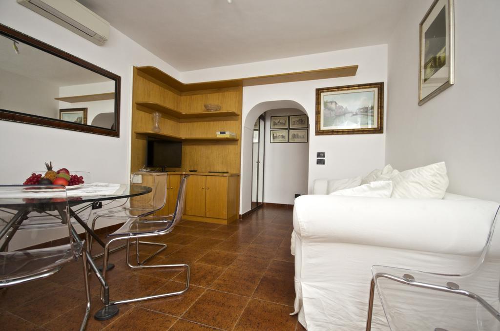 Apartment Arenula Rome Ruang foto